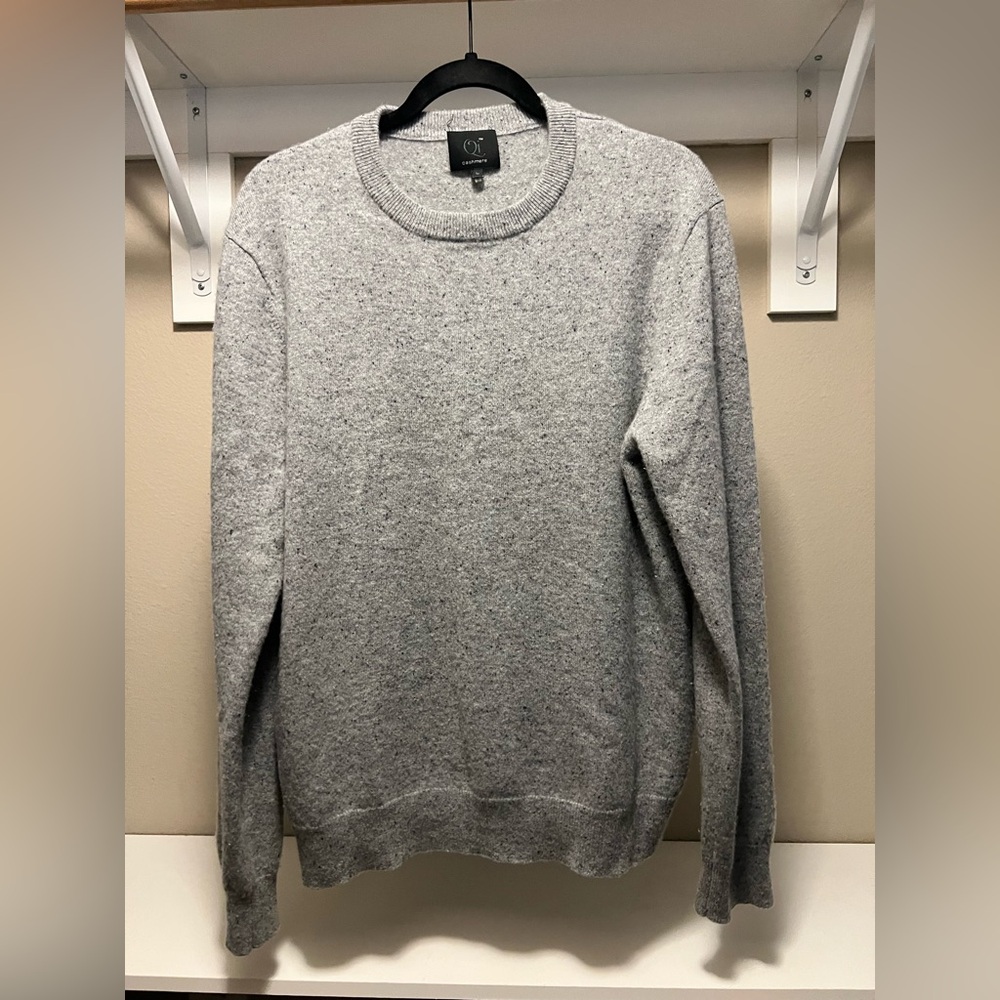 Cashmere Sweater - Picture 1 of 3